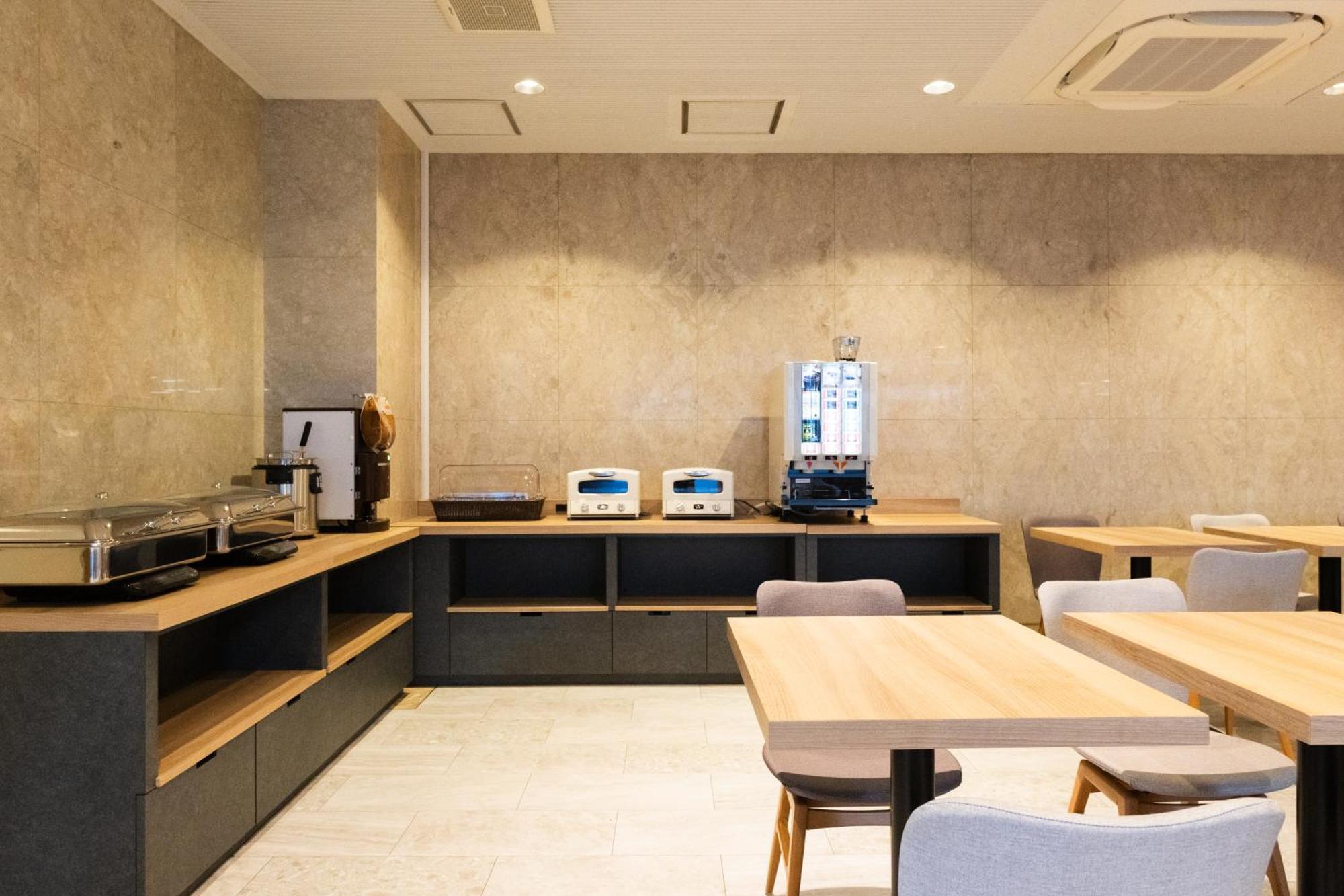 Urvest Hotel Kamata Tokyo Exterior photo